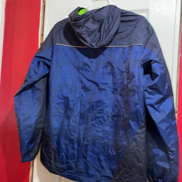NWT Champion boys jacket - Picture 8 of 11